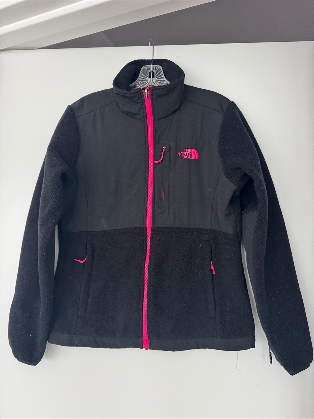 The North Face Black & Hot Pink Women's Teddy Fleece Jacket